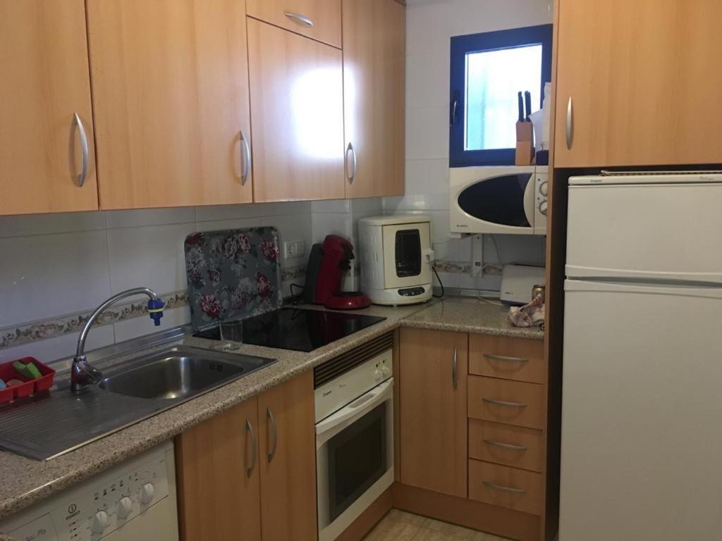 2-Bedroom And Living Room Apartment Near Campoamor Beach Ngoại thất bức ảnh