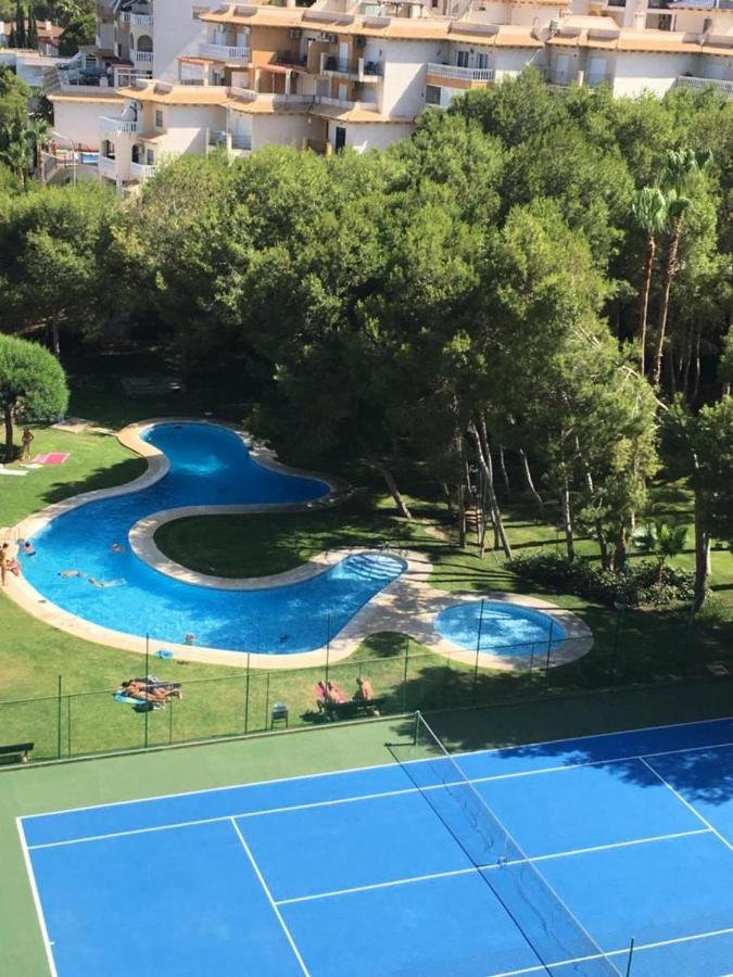 2-Bedroom And Living Room Apartment Near Campoamor Beach Ngoại thất bức ảnh