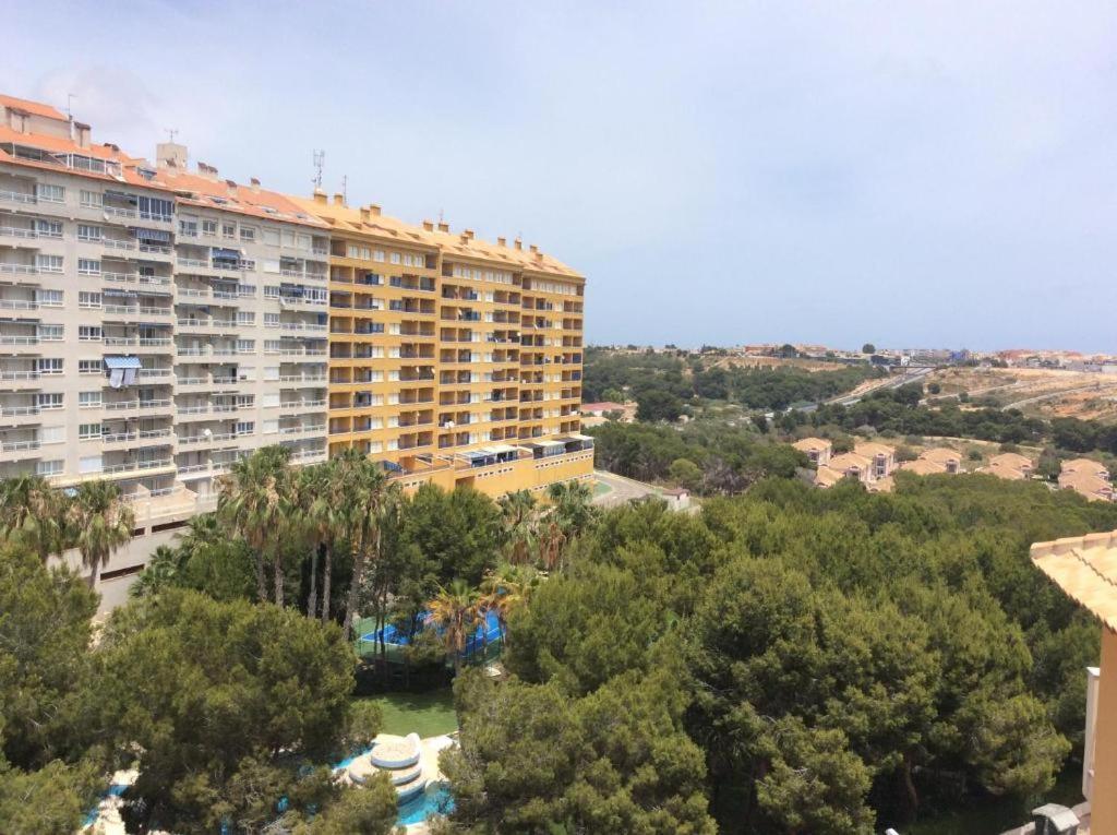 2-Bedroom And Living Room Apartment Near Campoamor Beach Ngoại thất bức ảnh