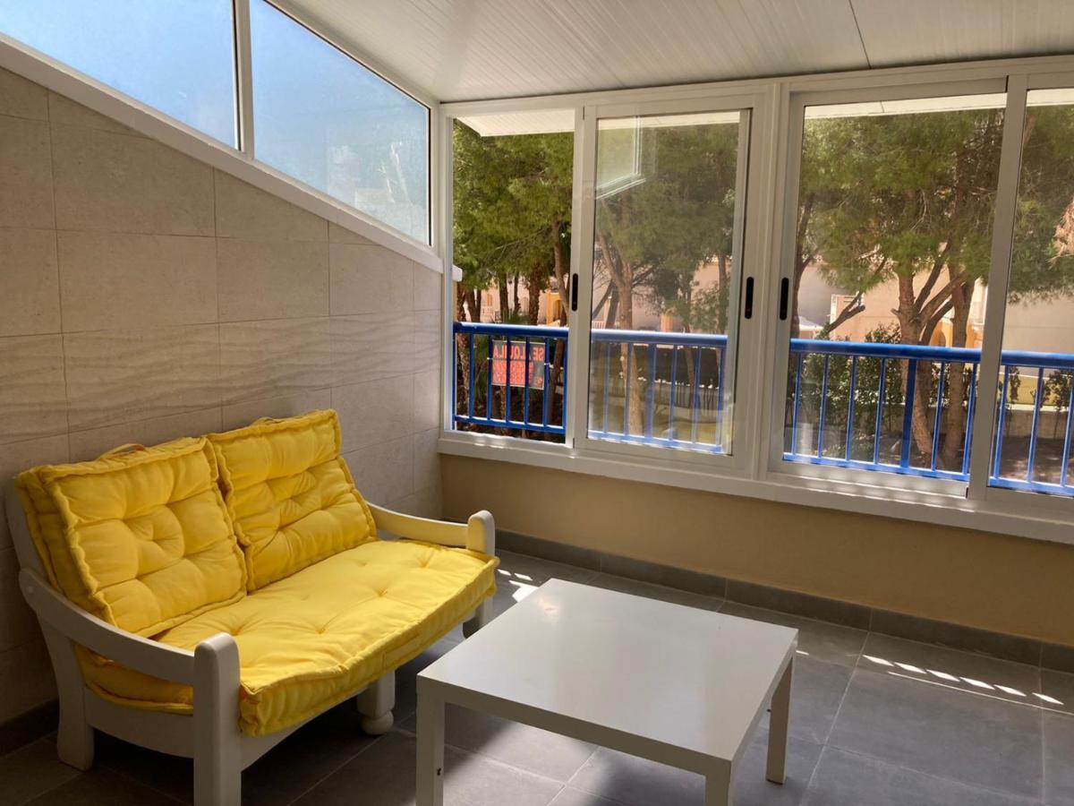 2-Bedroom And Living Room Apartment Near Campoamor Beach Ngoại thất bức ảnh